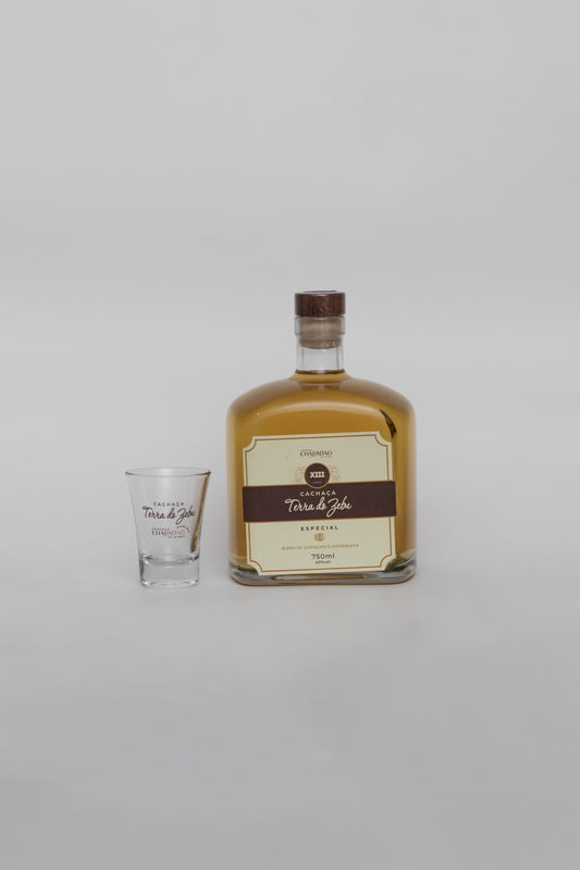 Cachaça Blend Umburana e Carvalho Europeu